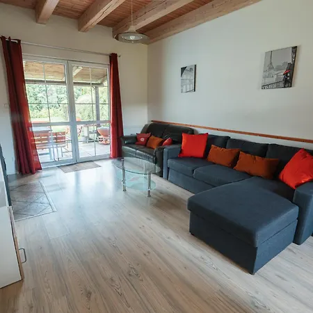 Chalupa Menany - Karlstejn Holiday home Beroun (Central Bohemian)